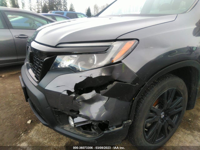 2021 HONDA PASSPORT SPORT VIN: 5FNYF8H25MB014456