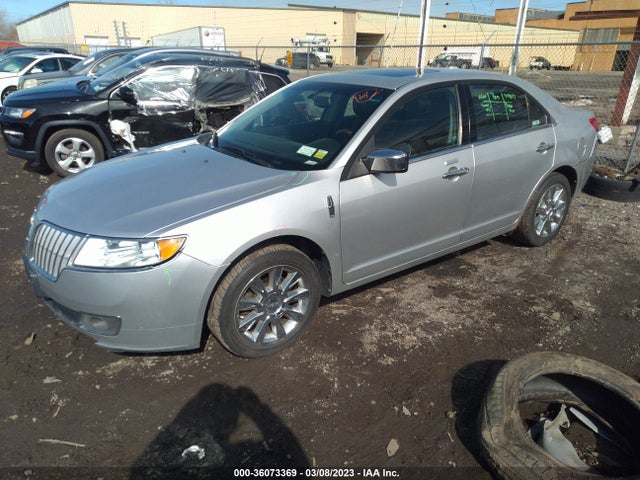 Lincoln MKZ 2011 3LNHL2GC3BR774232 Image 2