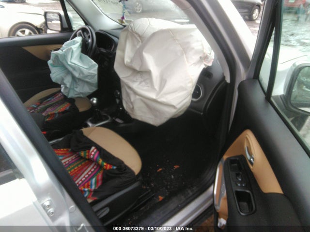 2015 Jeep Renegade, VIN: ZACCJBBH7FPC17329