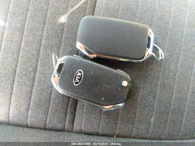 KNDEUCAA7M7059627 KIA SELTOS S
