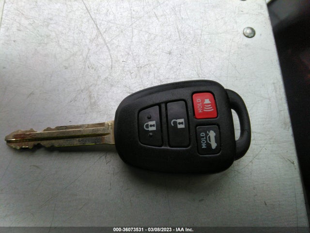 Toyota COROLLA SE 2017 5YFBURHE8HP698201 Image 11