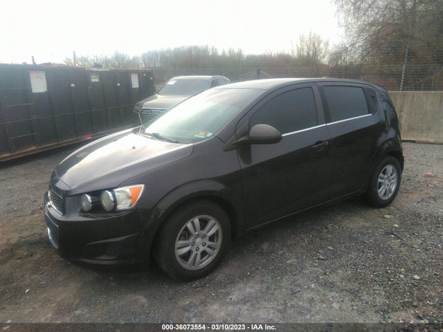 Chevrolet SONIC LT 2015 1G1JC6SHXF4162438 Image 2
