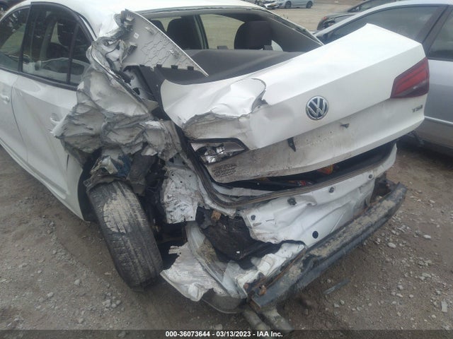 3VW267AJ0GM270065 Volkswagen Jetta Sedan 1.4t S