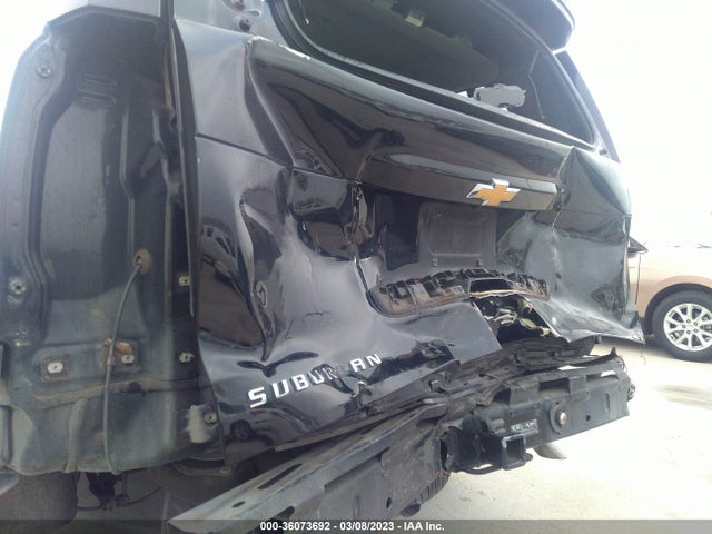Chevrolet Suburban Lt 2018 1GNSCHKC6JR143948 Image 7