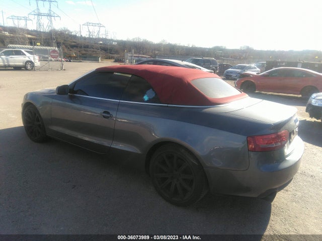 Audi A5 2.0t Premium Plus 2012 WAULFAFH9CN002848 Image 3