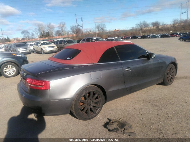 Audi A5 2.0t Premium Plus 2012 WAULFAFH9CN002848 Image 4
