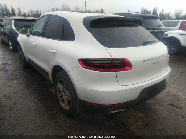 2018 Porsche Macan, VIN: WP1AA2A51JLB01246