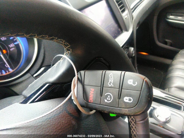 2021 Chrysler 300, VIN: 2C3CCABG6MH626520