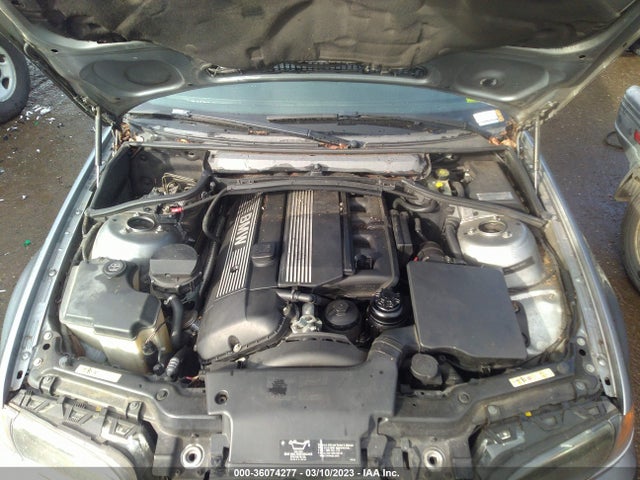 2004 BMW 3 SERIES 325XI VIN: WBAEP33414PF04040