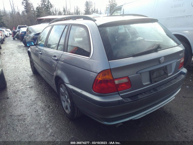 2004 BMW 3 SERIES 325XI VIN: WBAEP33414PF04040
