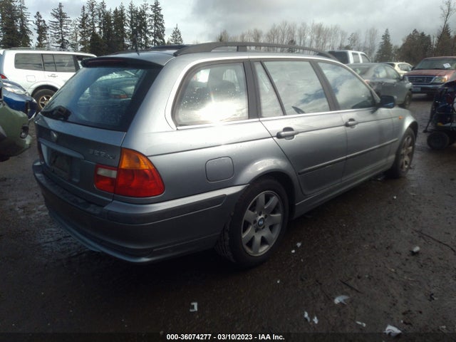 2004 BMW 3 SERIES 325XI VIN: WBAEP33414PF04040