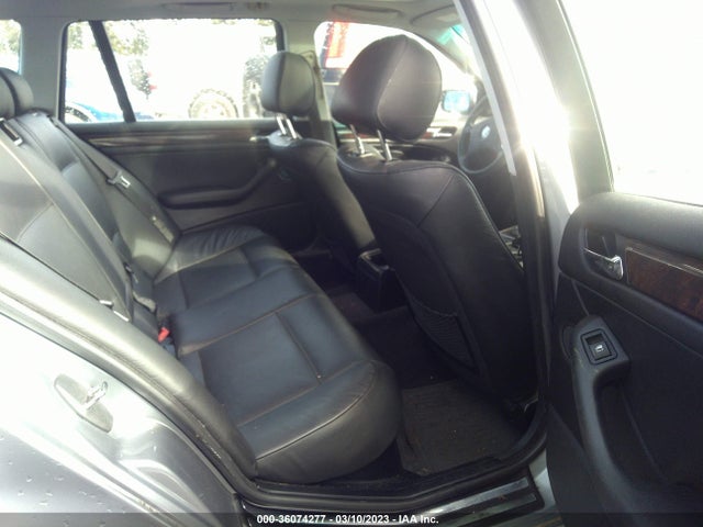 2004 BMW 3 SERIES 325XI VIN: WBAEP33414PF04040