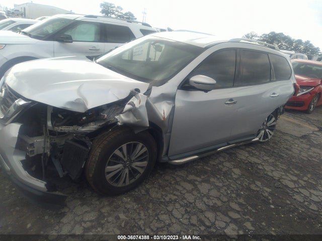 2018 NISSAN PATHFINDER SL VIN: 5N1DR2MN0JC634820