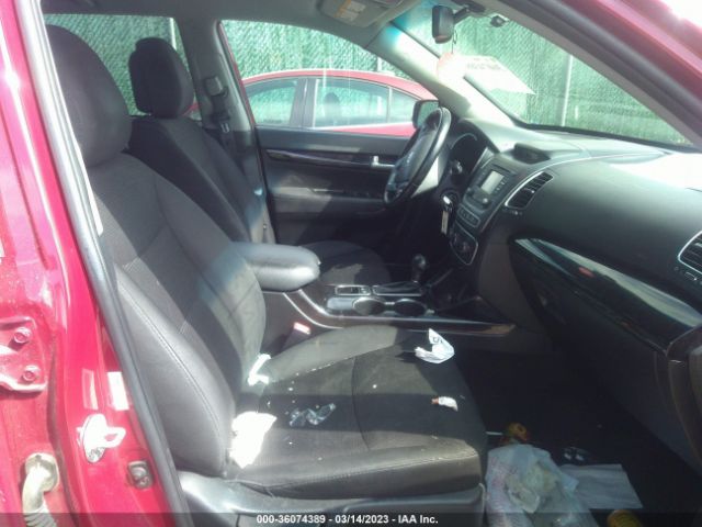5XYKTDA73FG649362 KIA SORENTO LX