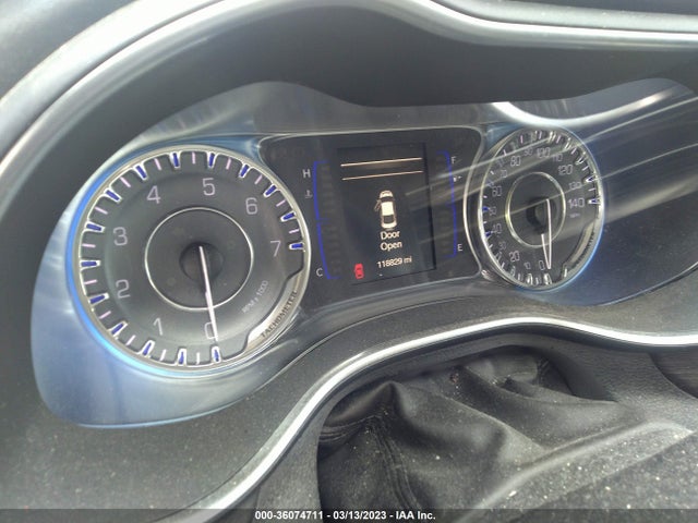 Chrysler 200 Limited Platinum 2016 1C3CCCAB7GN195554 Image 7