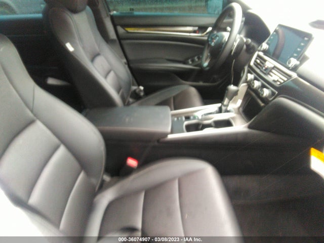 2022 Honda Accord, VIN: 1HGCV1F35NA098967