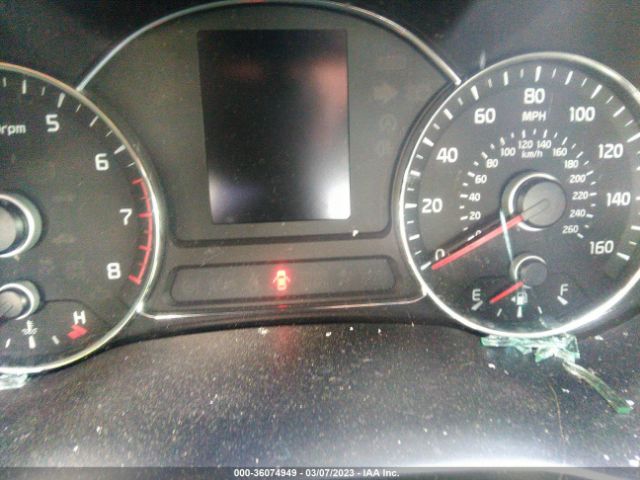 3KPFK4A71JE252811 KIA FORTE LX