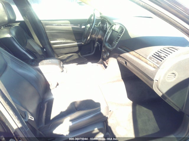 2C3CCAEG4GH128199 Chrysler 300 300c