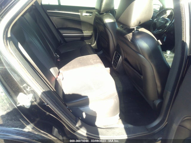 2C3CCAEG4GH128199 Chrysler 300 300c