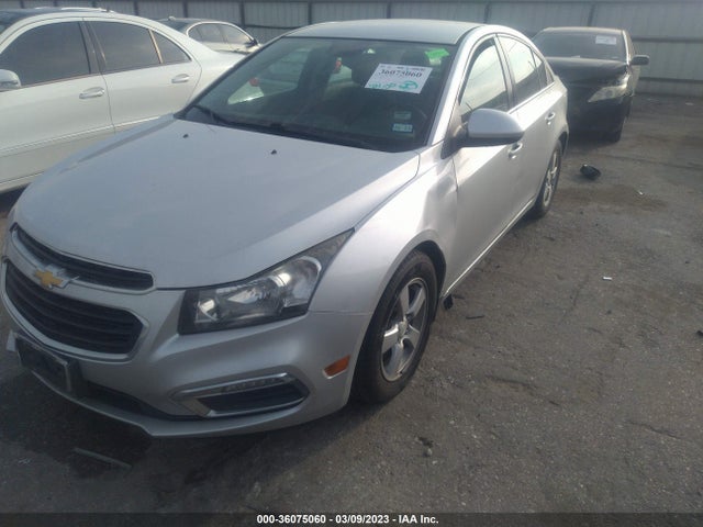 Chevrolet CRUZE LT 2015 1G1PC5SB6F7247131 Image 2