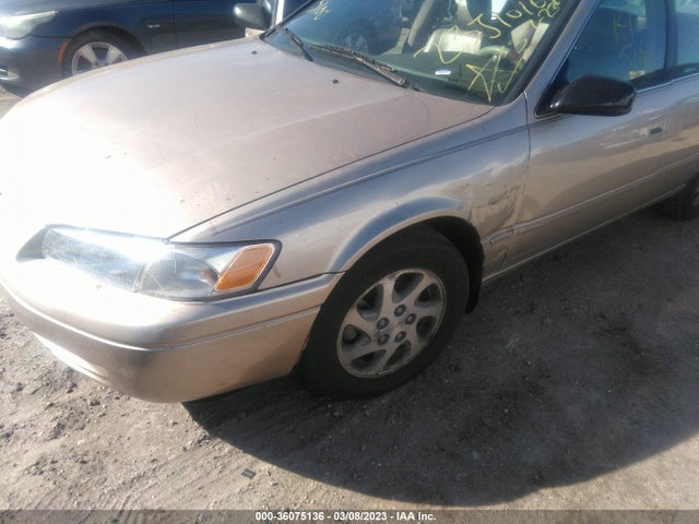 1999 TOYOTA CAMRY LE/XLE VIN: JT2BF28K4X0230118