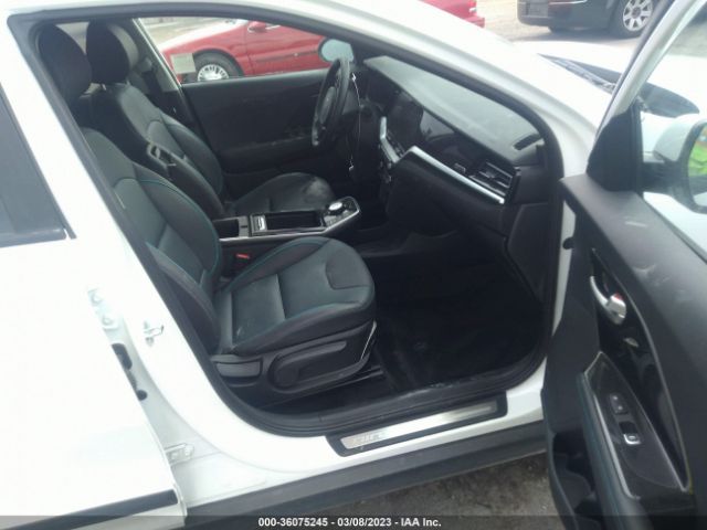 KNDCE3LG5N5148843 KIA Niro Ev Ex Premium