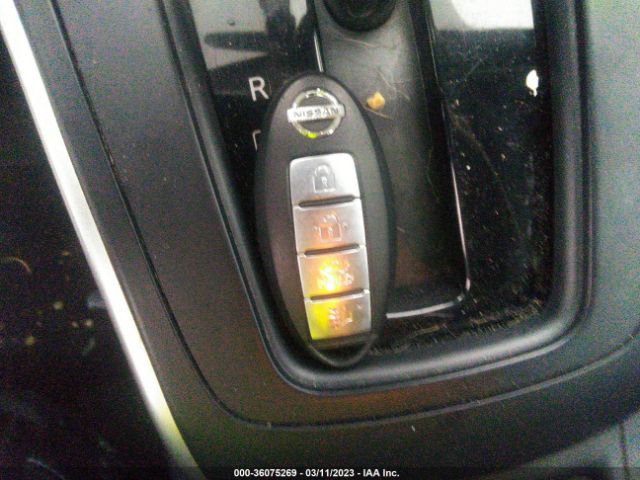 3N1AB7AP7HY210943 Nissan SENTRA SV