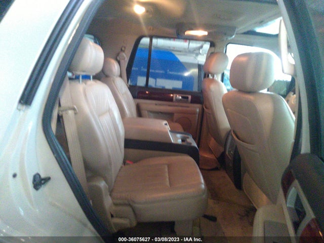 2006 LINCOLN NAVIGATOR LUXURY/ULTIMATE VIN: 5LMFU28546LJ09183