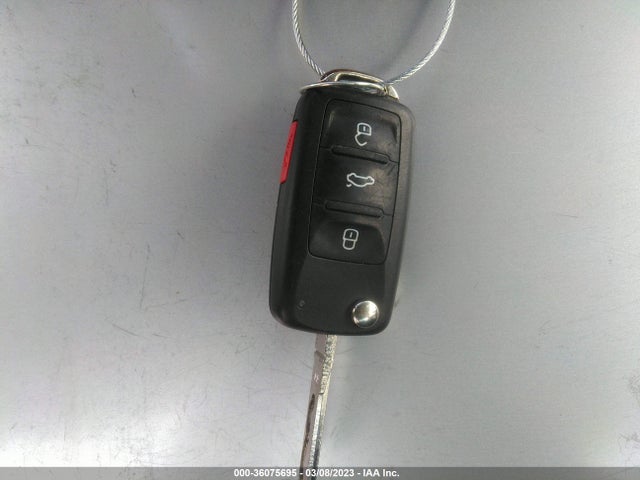 3VW2B7AJ5JM215517 Volkswagen Jetta 1.4t S