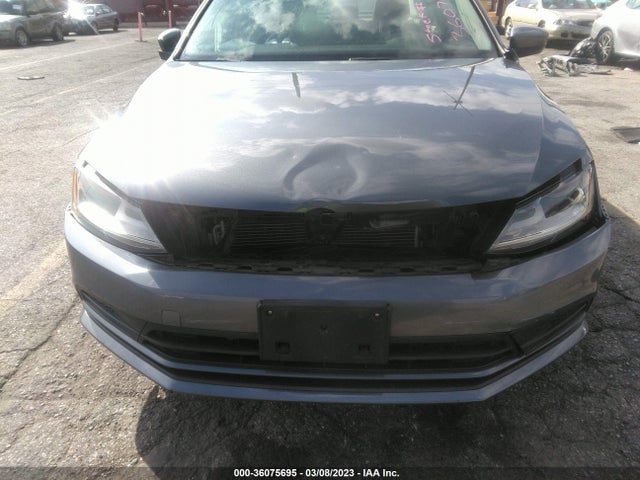 3VW2B7AJ5JM215517 Volkswagen Jetta 1.4t S