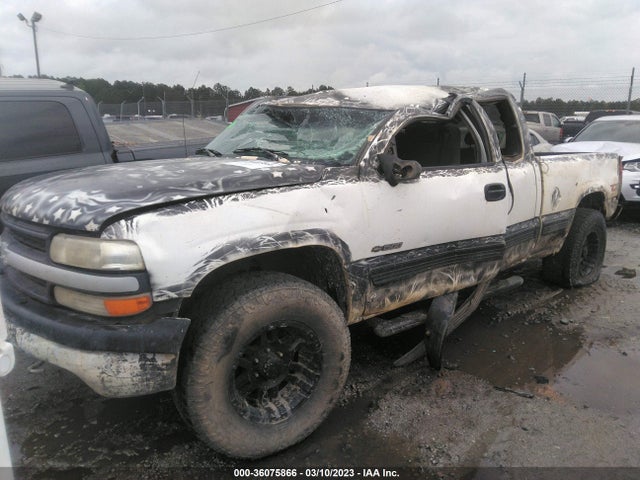 2001 CHEVROLET SILVERADO 1500 LS VIN: 2GCEK19T211392620
