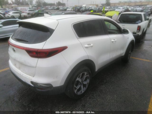 KNDPMCAC8M7864269 KIA Sportage Lx