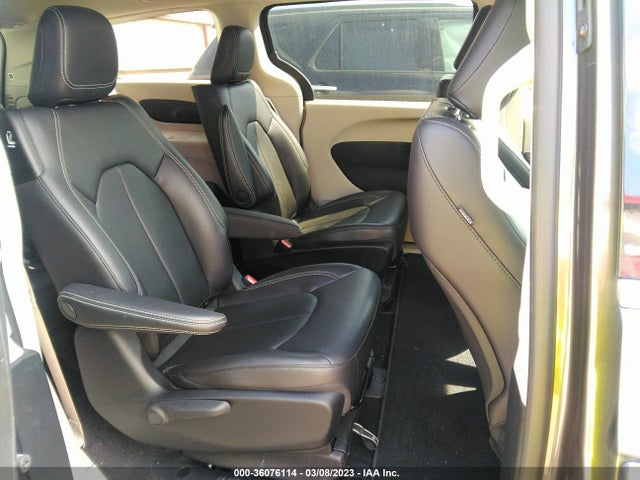 2022 Chrysler Pacifica Hybrid, VIN: 2C4RC1L77NR137088