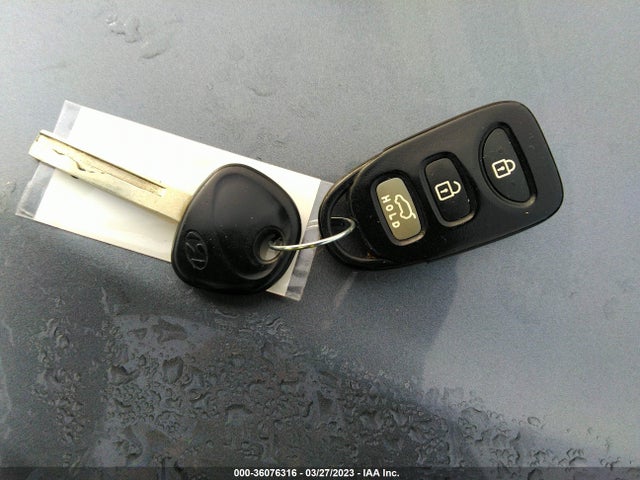 Hyundai VELOSTER 2017 KMHTC6AD3HU311723 Image 3