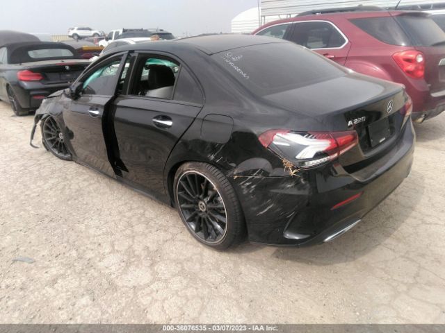 W1K3G4EB7LW044790 Mercedes-Benz A-class A 220