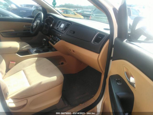 KNDMB5C19F6070387 KIA SEDONA LX