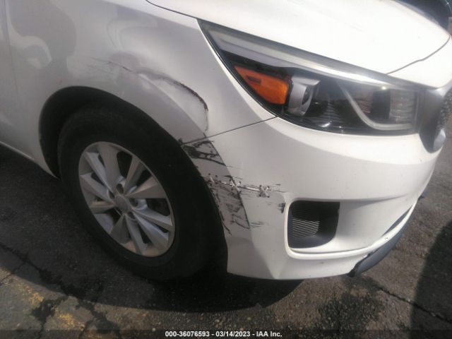 KNDMB5C19F6070387 KIA SEDONA LX