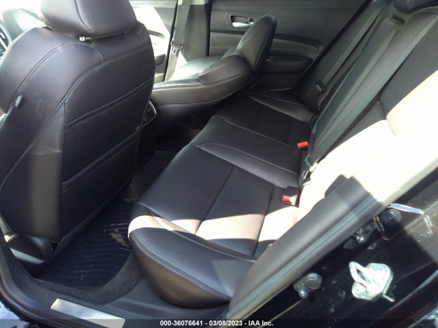 Acura TLX 2017 19UUB1F32HA003623 Image 9