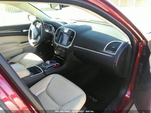 2C3CCARG6HH512450 Chrysler 300 Limited