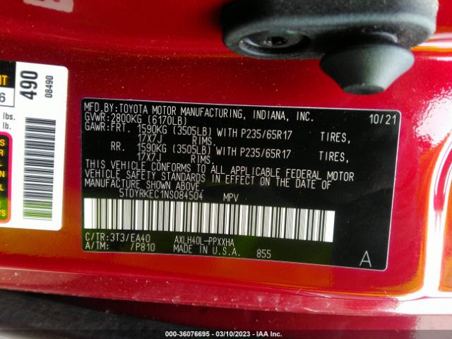 5TDYRKEC1NS084504 Toyota SIENNA XLE