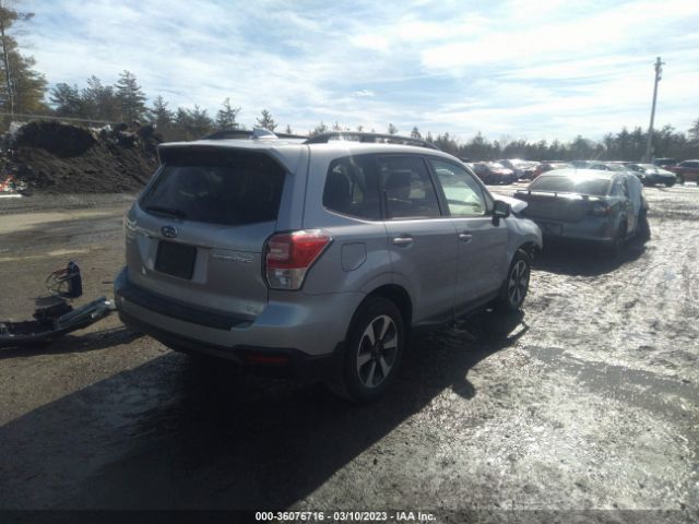 JF2SJAGC7JH606539 Subaru Forester Premium