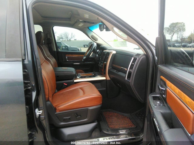 2016 RAM 2500 VIN: 3C6UR5PL8GG212677