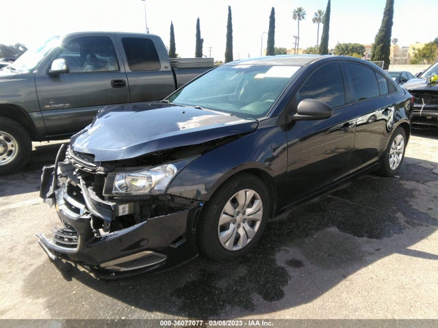 Chevrolet Cruze Limited Ls 2016 1G1PC5SG4G7193096 Image 2