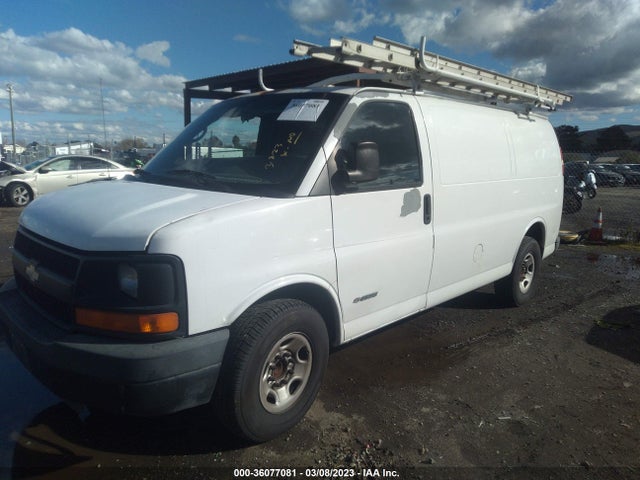 Chevrolet EXPRESS CARGO VAN 2004 1GCGG25U141136560 Image 2