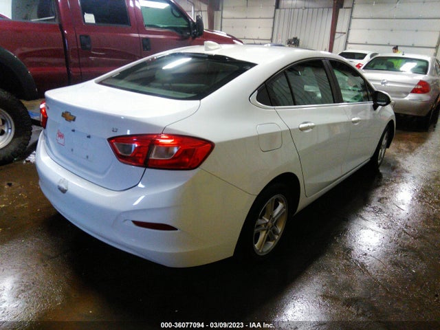 Chevrolet CRUZE LT 2018 1G1BE5SM1J7233376 Image 5