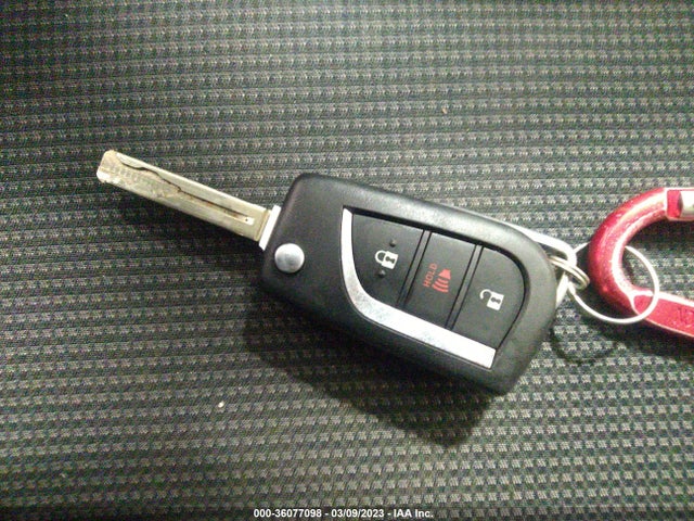 2019 TOYOTA RAV4 LE VIN: JTMG1RFVXKD520558