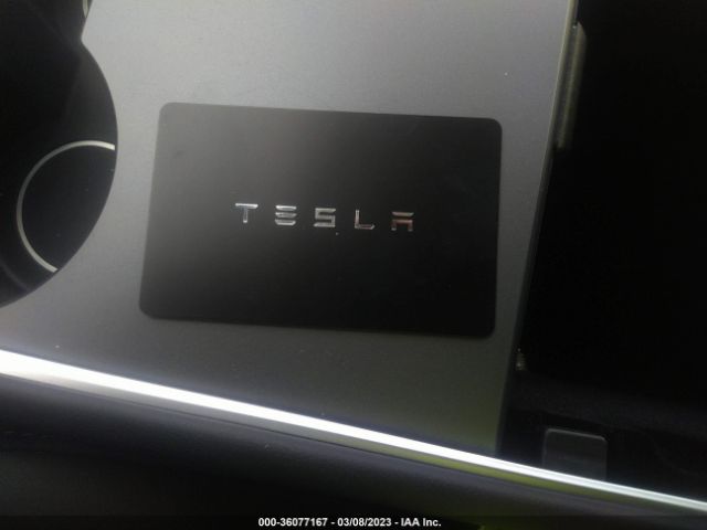 5YJ3E1EA6PF478585 Tesla MODEL 3