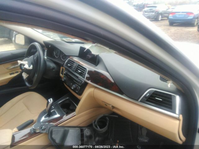WBA8E5G3XHNU45083 BMW 3 Series 320i Xdrive