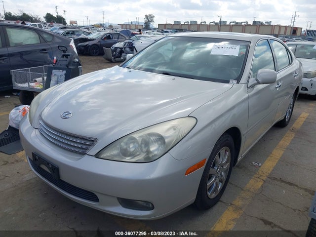 Lexus ES 300 2002 JTHBF30G720041975 Image 2