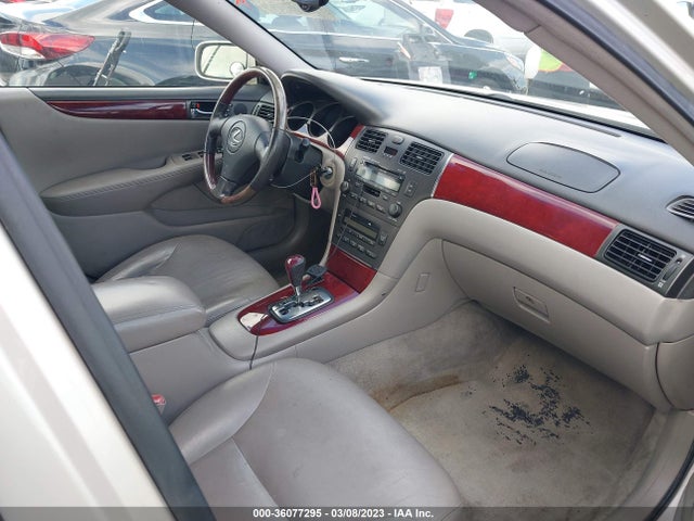 Lexus ES 300 2002 JTHBF30G720041975 Image 6